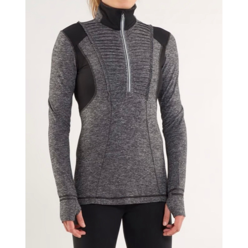 Lululemon Run Your Heart Out Pullover Women's 6 Gray Black 1/2 Zip Hand Covers